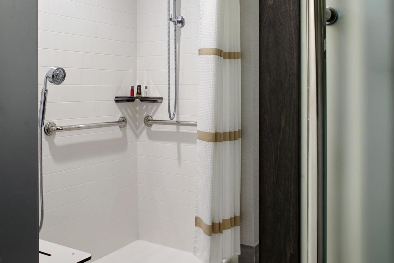 Hotel Marriott Cincinnati Northeast 4*