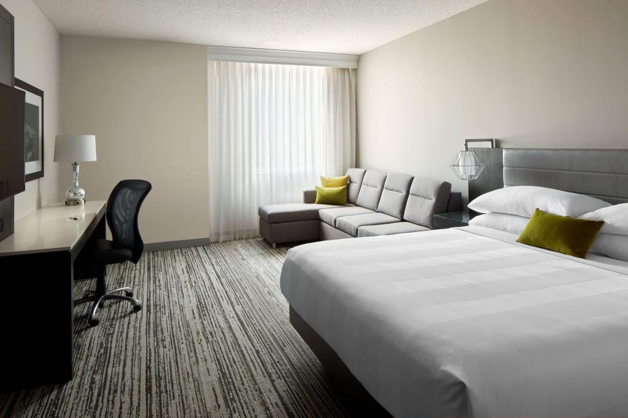 Marriott Cincinnati Northeast Hotel
