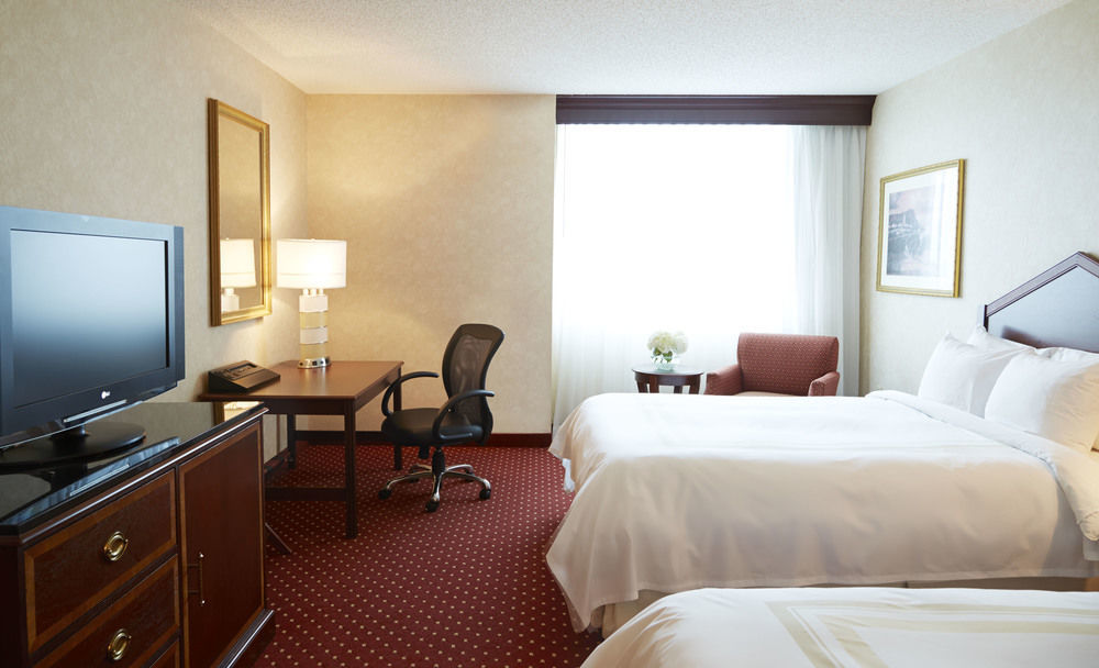 Marriott Cincinnati Northeast Hotel 4*