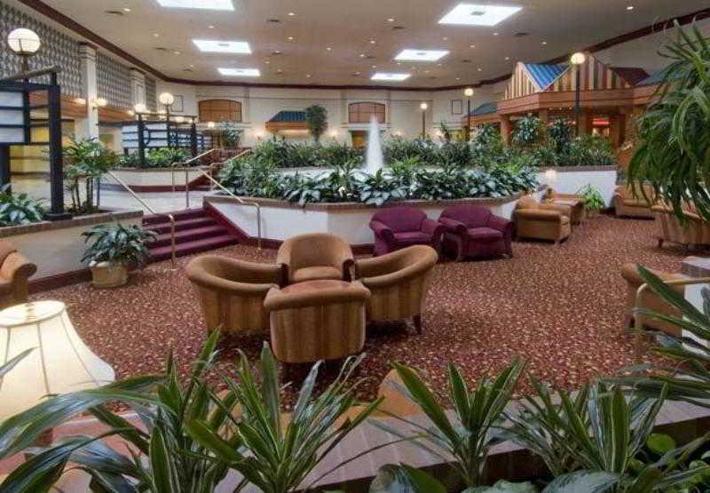 Marriott Cincinnati Northeast Hotel 4*
