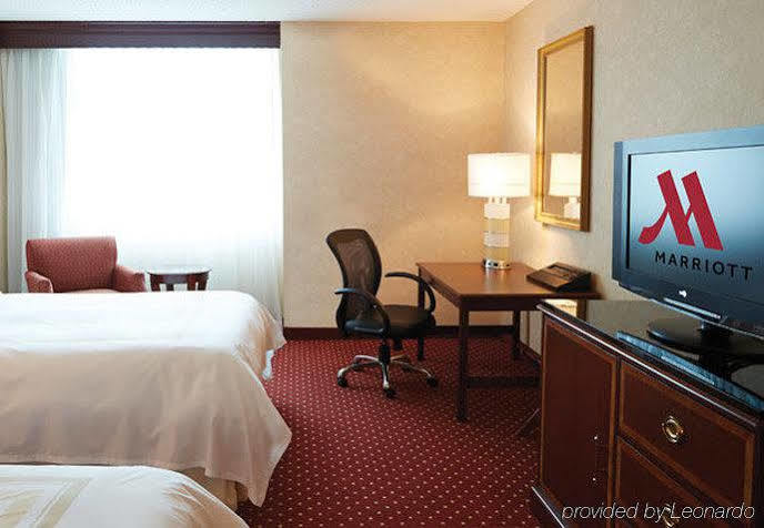 Marriott Cincinnati Northeast Hotel 4*