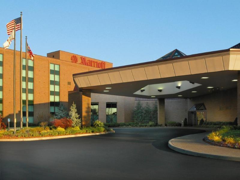Marriott Cincinnati Northeast 4*